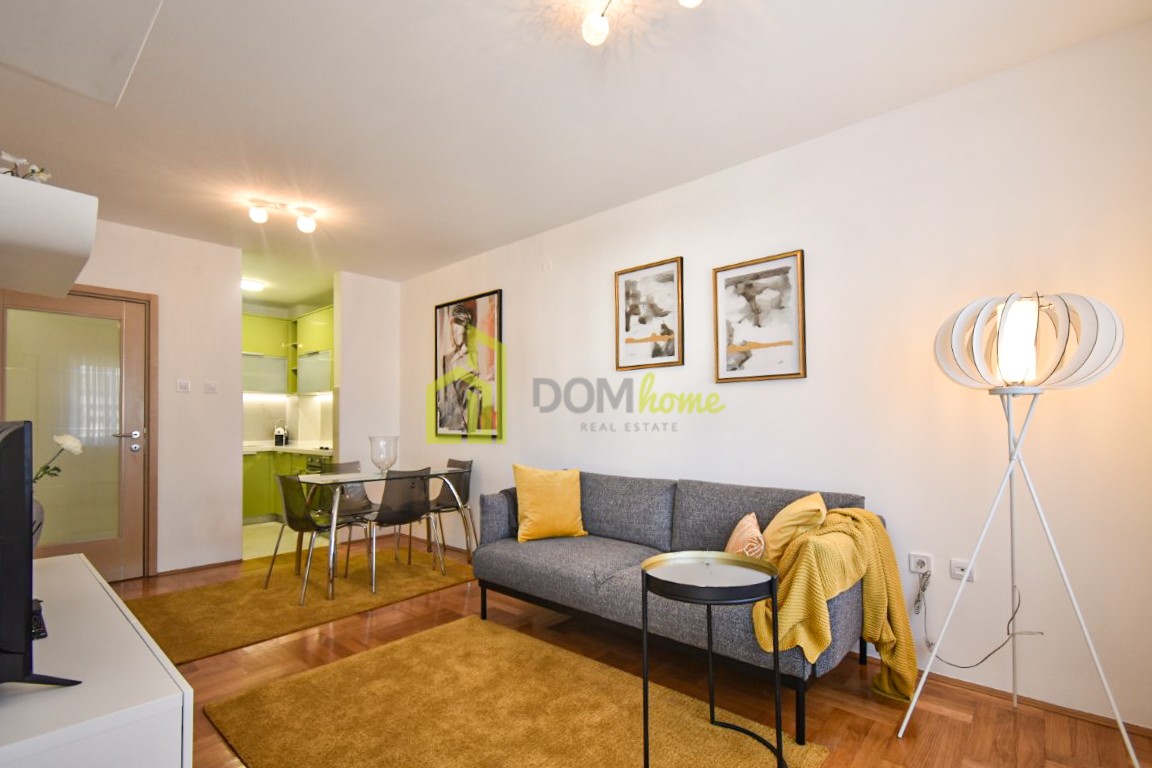 Двухкомнатная квартира 42м2, Преко Морача